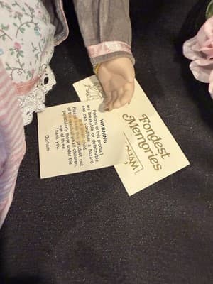 NIB Gorham Fondest Memories Musical Porcelain 16" Doll "Eliza Doolittle" VT 813 - Thumbnail 9