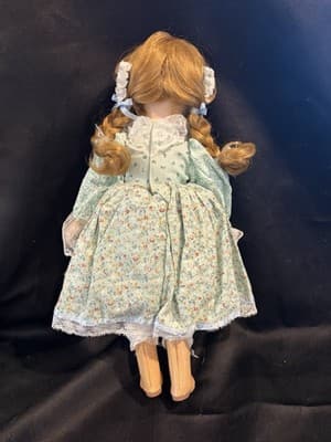 1989 Vintage Gorham Collection Porcelain Doll Musical Fondest Memories Gretel - Thumbnail 5