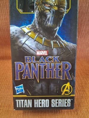 Hasbro Marvel Titan Hero Series Black Panther Erik Killmonger Action Figure 12" - Thumbnail 3