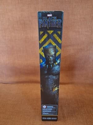 Hasbro Marvel Titan Hero Series Black Panther Erik Killmonger Action Figure 12" - Thumbnail 4