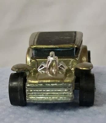 1969 Hot Wheels Redline The Demon Light Lime Green Pull W Badge 🔥 - Thumbnail 4