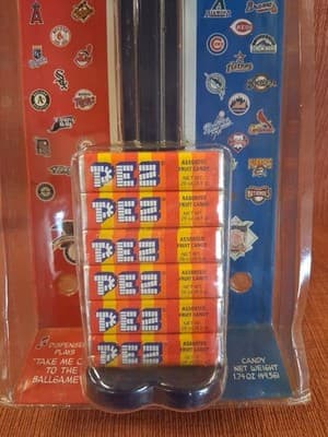 MLB Boston Red Sox Musical CHARLIE BROWN Giant PEZ Dispenser - Thumbnail 2