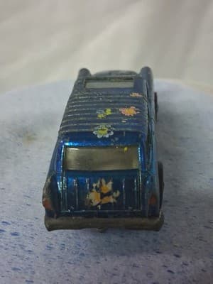 Hot Wheels Redline Classic Nomad Blue Diecast Car Light Interior Mattel 1969 - Thumbnail 4