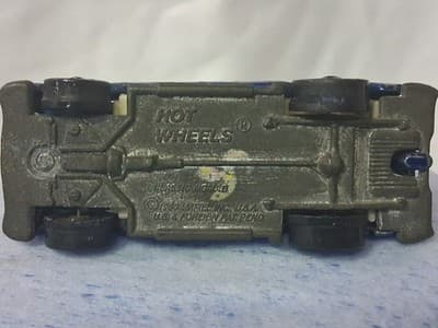 Hot Wheels Redline Classic Nomad Blue Diecast Car Light Interior Mattel 1969 - Thumbnail 9