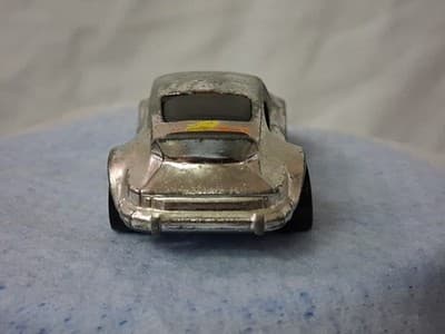 Vintage 1974 Hot Wheels Porsche P-911 Redline Chrome Rare Original Car 🔥 - Thumbnail 7