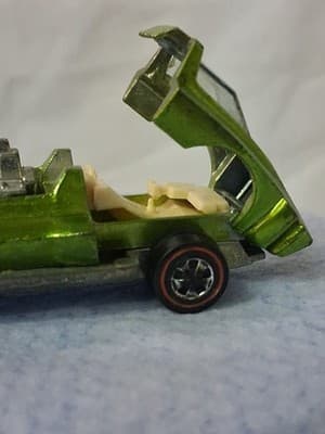 Redline Hotwheels Light Apple Green 1969 Hairy Hauler White Interior - Thumbnail 9