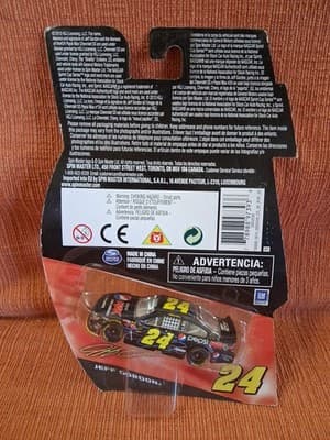 Nascar Authentics Jeff Gordon Pepsi MAX #24 1:64 Brand New - Thumbnail 3