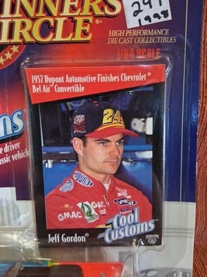 Winners Circle #24 Jeff Gordon Cool Customs 1957 Bel Air Convertible 1:64 Scale - Thumbnail 2