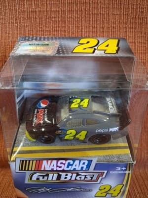 NASCAR Full Blast Racers Jeff Gordon 24 - Thumbnail 2