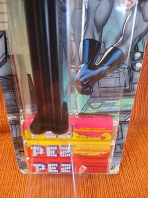 Pez Candy Dispenser DC Comics Catwoman Batman Brand New Unopened - Thumbnail 3