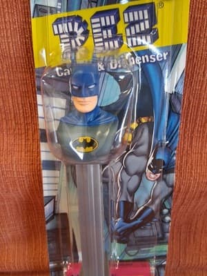 Batman Pez Candy Dispenser - New Old Stock NOS - DC Comics Cartoon -Vintage RARE - Thumbnail 2