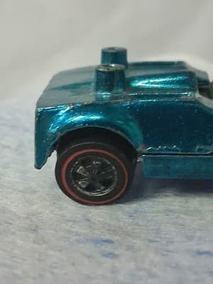 Hot Wheels Redline CHAPARRAL 2G Aqua / Black Interior USA 1968 No Spoiler - Thumbnail 8