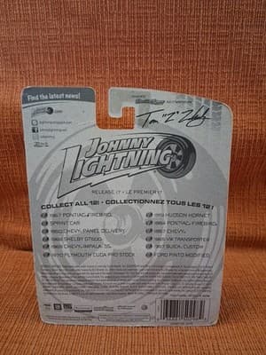 2011 Johnny Lightning JL#17 1957 BUICK - CUSTOM Red w/Chrome 5 Spoke Wheels - Thumbnail 2