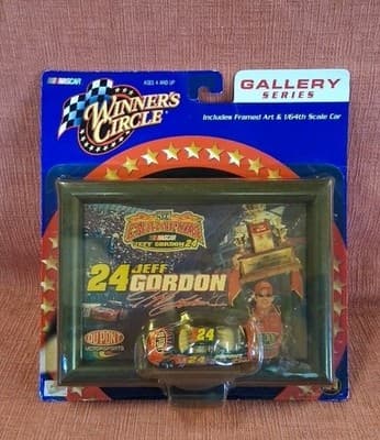 Vintage Winner's Circle Jeff Gordon #24 NASCAR 1:64 Diecast Car Gallery Series