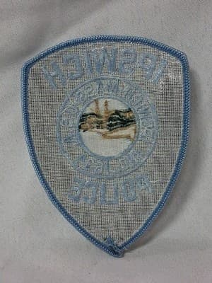 Ipswich Police (Massachusetts) 2nd Issue Shoulder Patch OBSOLETE - Thumbnail 3