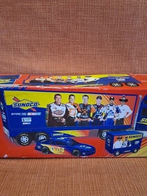 SUNOCO 2004 Race Car Hauler w/Car & Pit Wagon NASCAR New In Box - Thumbnail 3