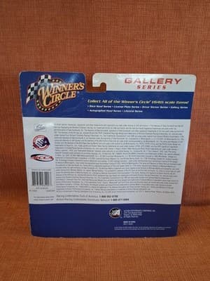 Vintage Winner's Circle Jeff Gordon #24 NASCAR 1:64 Diecast Car Gallery Series - Thumbnail 3