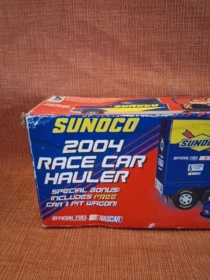 SUNOCO 2004 Race Car Hauler w/Car & Pit Wagon NASCAR New In Box - Thumbnail 2