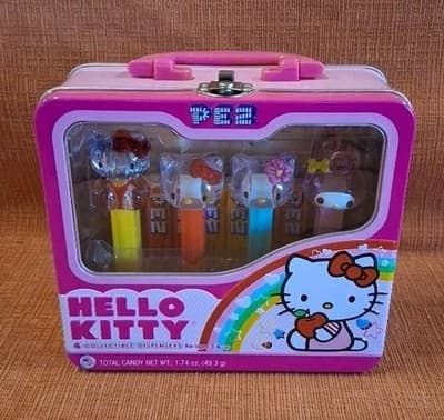 Hello Kitty Pez Gift Set Retired Collectible Dispensers w Display Case Sealed