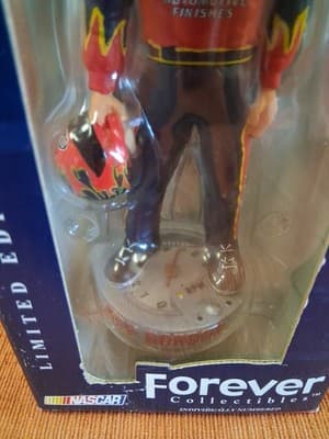 Jeff Gordon #24 Bobble Head 2003 Forever Legends of the Track Limited Ed NIB - Thumbnail 3