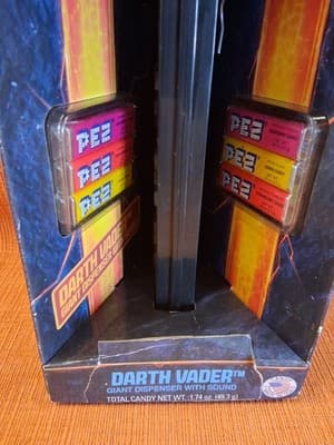 Star Wars Darth Vader Giant 12" PEZ Candy Dispenser - Original Packaging - Thumbnail 4