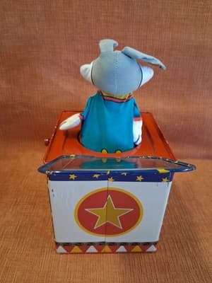 VTG Looney Tunes Bugs Bunny Jack-in-the-Box Tin Warner Bros Studio Store 1994 - Thumbnail 6