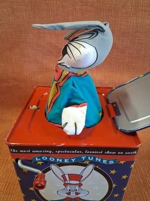 VTG Looney Tunes Bugs Bunny Jack-in-the-Box Tin Warner Bros Studio Store 1994 - Thumbnail 5