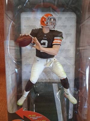 Johnny Manziel Cleveland Browns NFL Football Series 35 McFarlane Action Figure - Thumbnail 2
