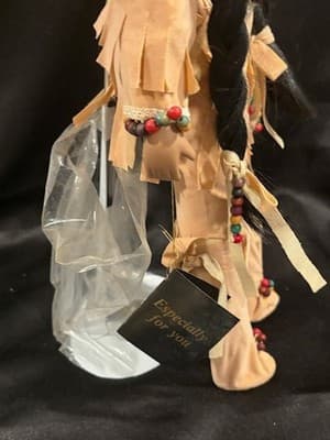 House Of Lloyd Native American Indian Maiden Porcelain Doll - Thumbnail 4
