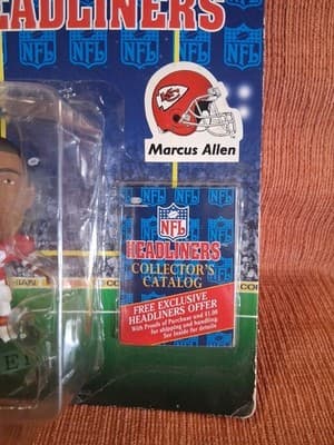 NFL Headliners - Marcus Allen Figure - Chiefs - 1997 - Thumbnail 2