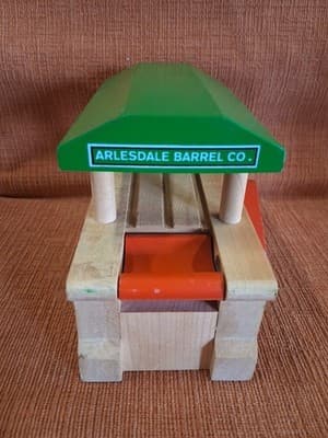 Thomas the Train Wooden Railway Sodor Arlesdale Barrel Co Company 2001 - Thumbnail 8