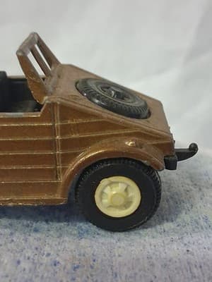 🚘VINTAGE 1970s TOOTSIE TOY KUBELWAGEN VW Black Interior Brown Paint - Thumbnail 6
