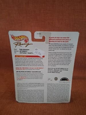 1999 Hot Wheels Racing Pit Crew #44 Kyle Petty Hot Wheels 1/64 Z25- - Thumbnail 4