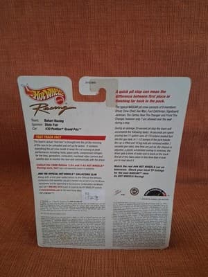 Hot Wheels #30 Bahari Racing 1999 State Fair Corn Dogs Pit Crew 1 :64 NIB - Thumbnail 4