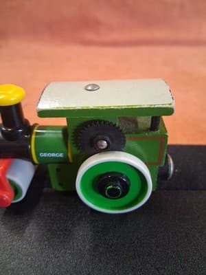 George Tractor Tank Engine Thomas the Train Wooden Railway Friends Green 2003 - Thumbnail 2