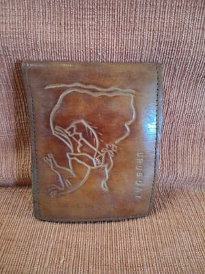 Vintage Brown Leather Fold Wallet With Hunting Animal, Uruguay 🇺🇾 - Thumbnail 8