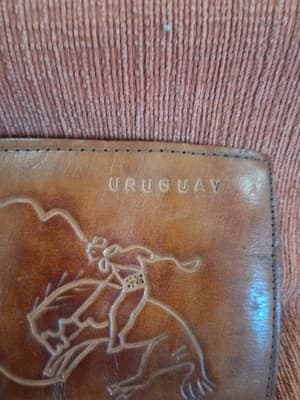 Vintage Brown Leather Fold Wallet With Hunting Animal, Uruguay 🇺🇾 - Thumbnail 3
