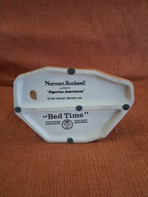 Norman Rockwell "Bedtime" Artnart Imports Figurine '1981 Mom holding Child - Thumbnail 7