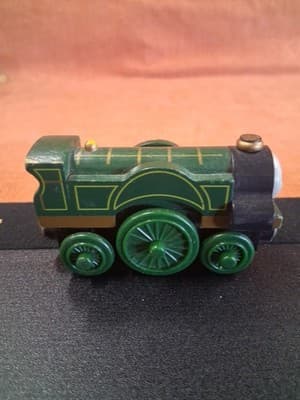Thomas Wooden Railway EMILY Train Friends - Thumbnail 7