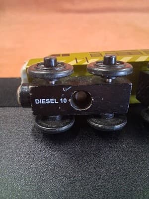 Thomas & Friends Wooden Railway Train Tank Engine Diesel 10 with Sliding Claw - Thumbnail 6