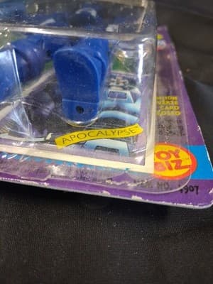 The Uncanny X-Men Apocalypse - Marvel Comics Action Figure ToyBiz - Thumbnail 4
