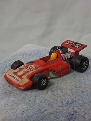 Vintage 1975 Matchbox Superfast No. 36 Formula 5000 Red Diecast Race Car Toy - Thumbnail 4