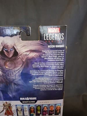 Marvel Legends Moon Knight Infinity Ultron BAF - Thumbnail 9
