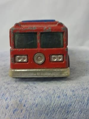 Vintage Hot Wheels 1976 Fire Eater Basic Wheels Hong Kong Red Fire Truck - Thumbnail 2