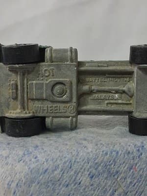 Vintage Hot Wheels Rig Cab Workhorses Hiway Hauler Truck Green Malaysia - Thumbnail 6