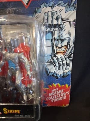 Marvel Comics X-Men Steel Die-Cast Mutants Cable VS Stryfe 1994 NIP - Thumbnail 5