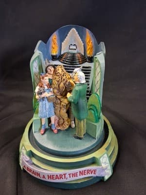 1996 VTG Franklin Mint Wizard of Oz Music Box A BRAIN, A HEART, THE NERVE w/Dome - Thumbnail 3