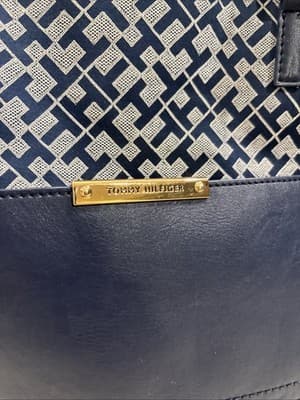 Tommy Hilfiger Signature Women's Large Pocketbook Satchel Navy & White - Thumbnail 2