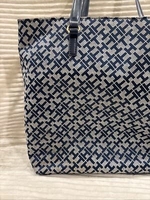 Tommy Hilfiger Signature Women's Large Pocketbook Satchel Navy & White - Thumbnail 6