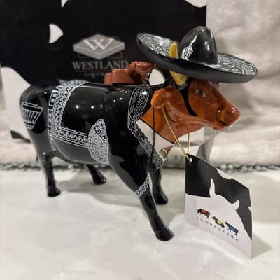 2001 Cow Parade #9190 Mooriachi Mariachi Guitar Sombrero Porcelain Cow Figurine - Thumbnail 4
